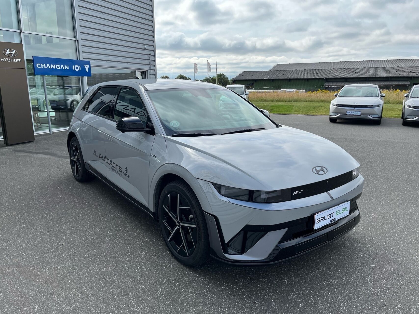 Grå Hyundai Ioniq 5 fra 2026