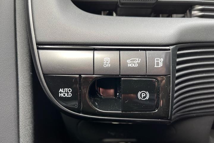 Grå Hyundai Ioniq 5 fra 2026