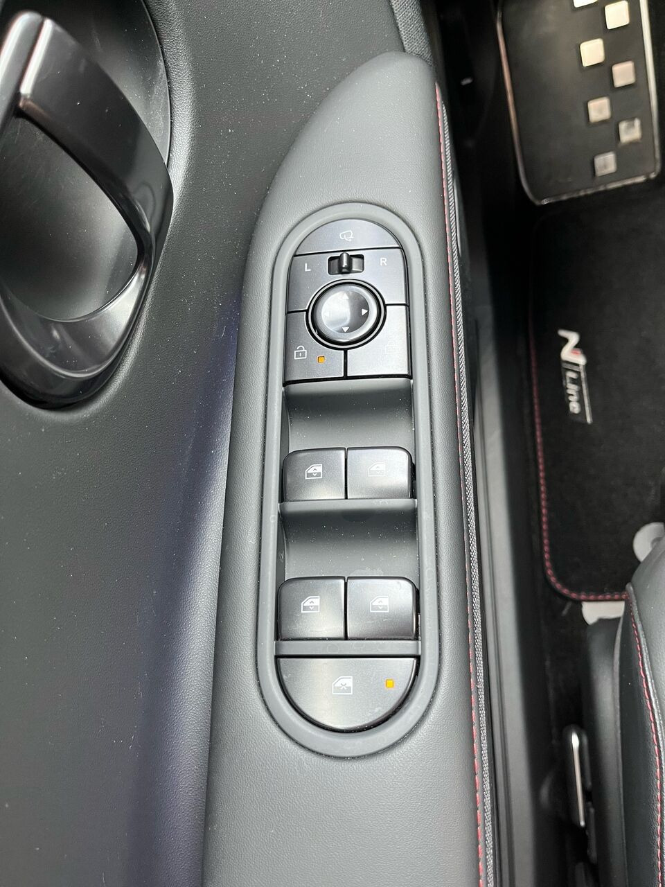 Grå Hyundai Ioniq 5 fra 2026