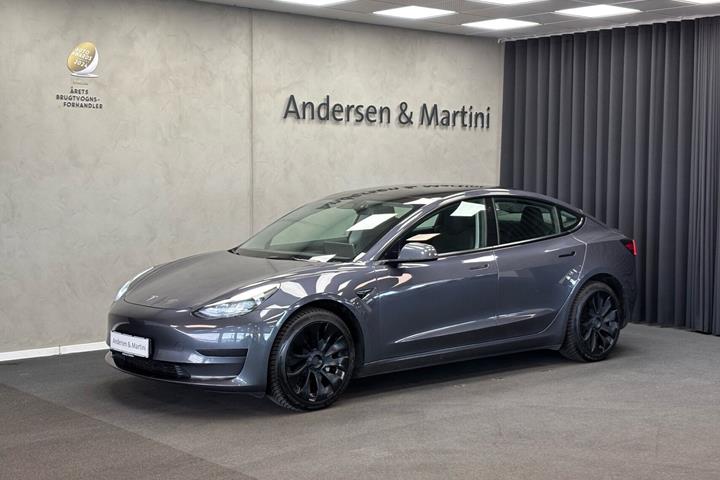 undefined Tesla Model 3 fra 2022