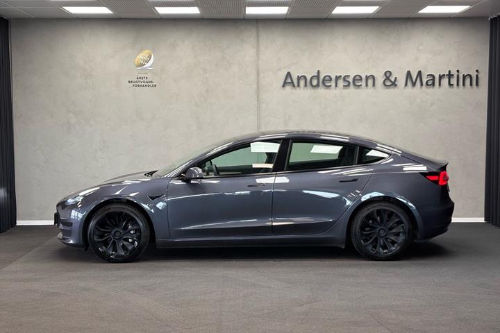 undefined Tesla Model 3 fra 2022