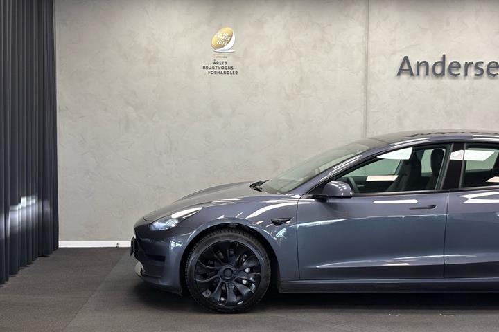undefined Tesla Model 3 fra 2022