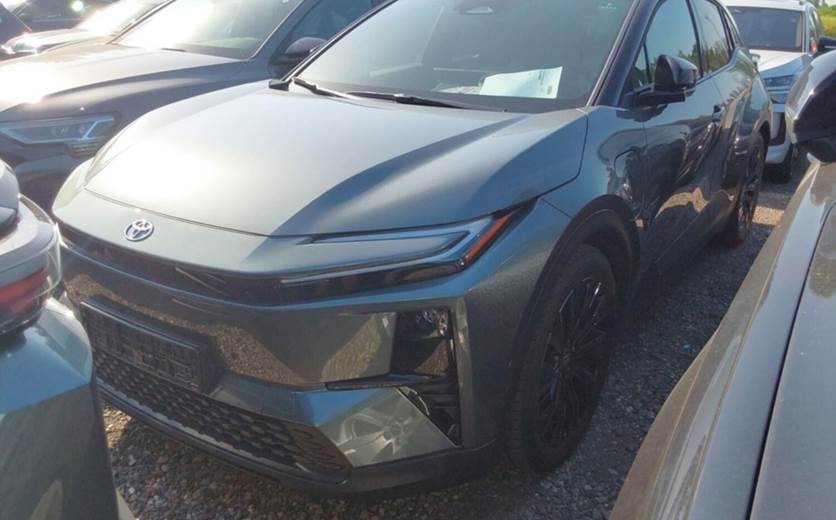 Toyota C-HR+ EL Executive Panorama AWD 343HK 5d Aut.