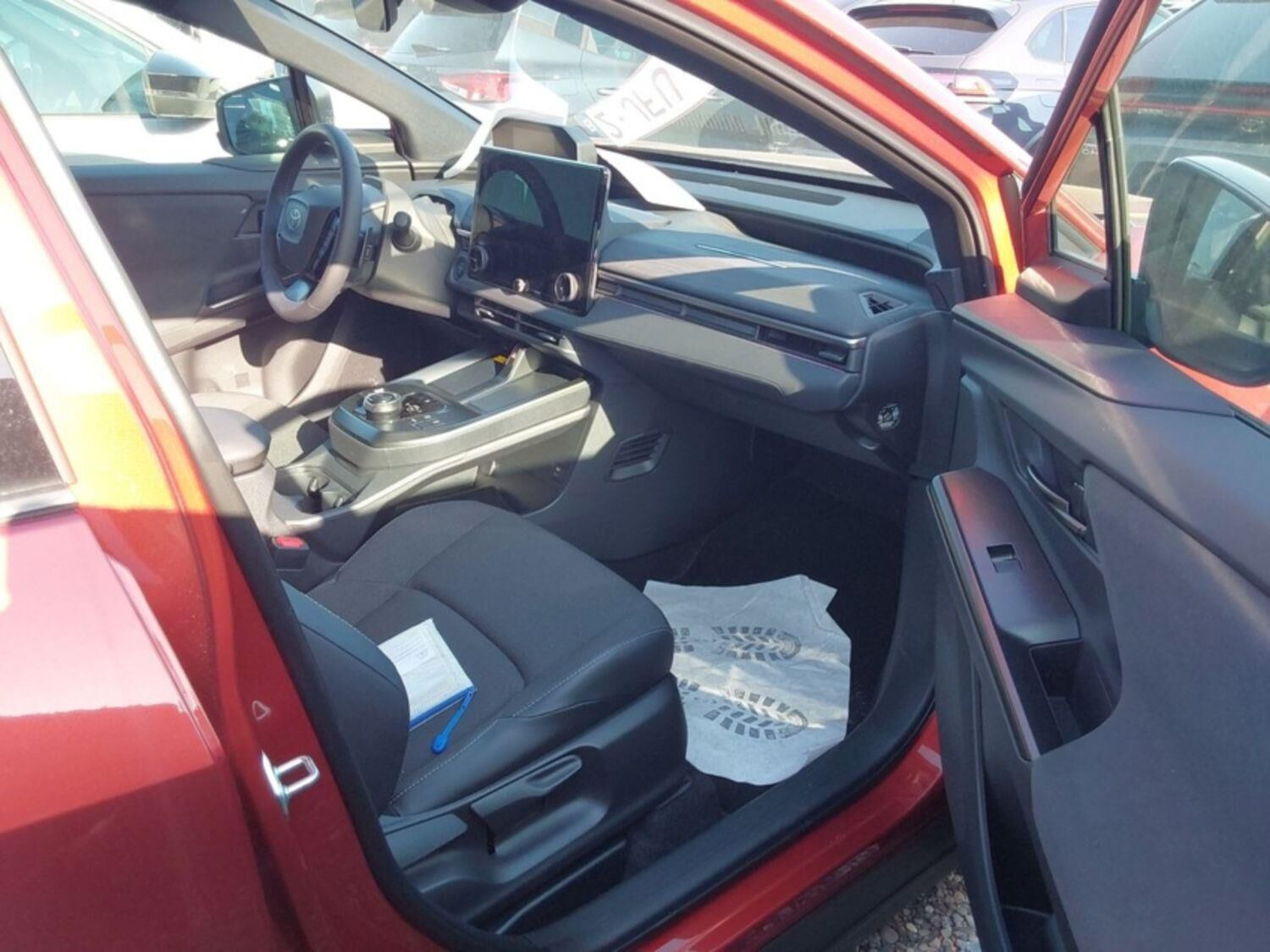 undefined Toyota C-HR+ fra 2026