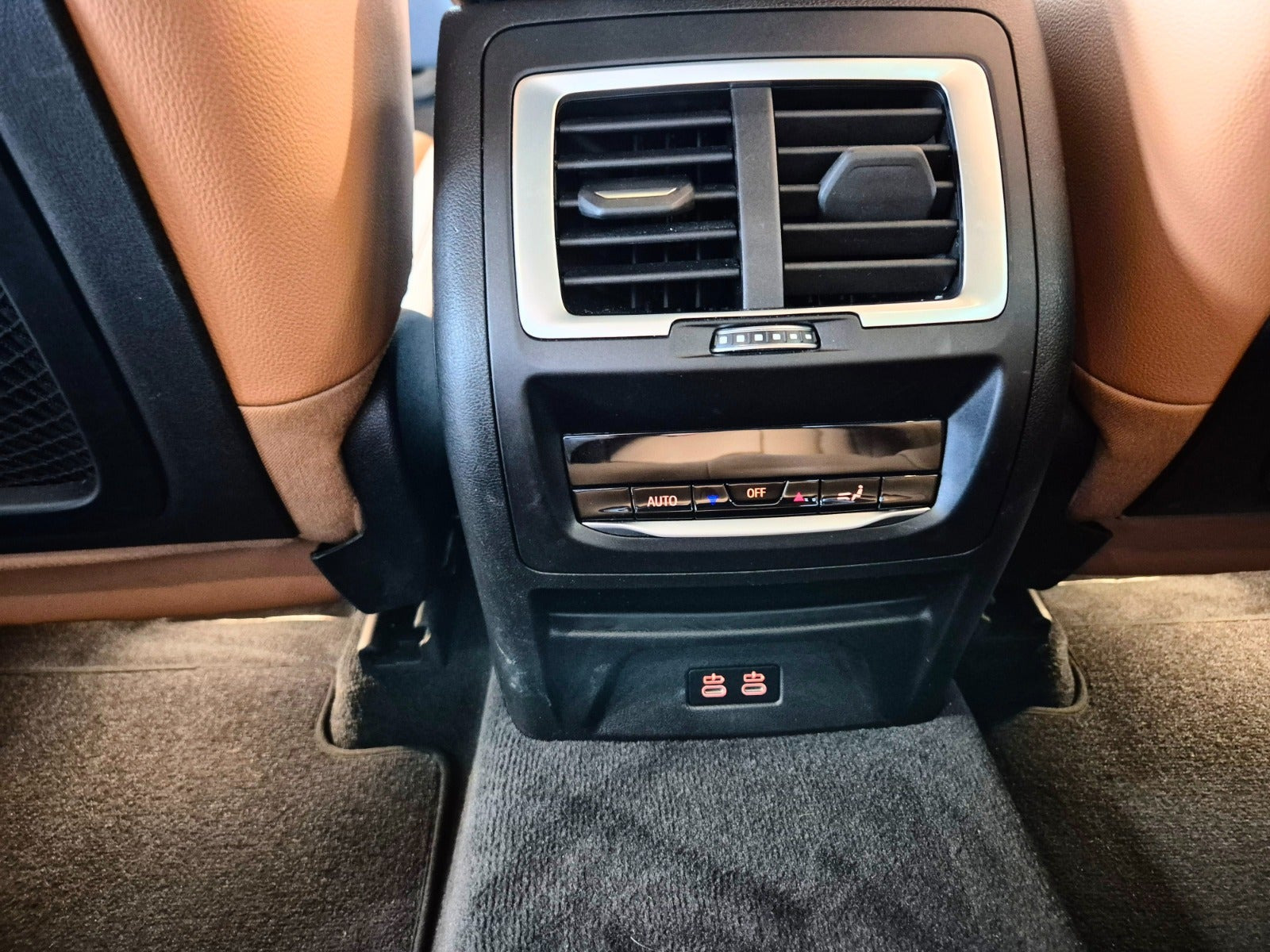 Sort BMW iX3 fra 2023