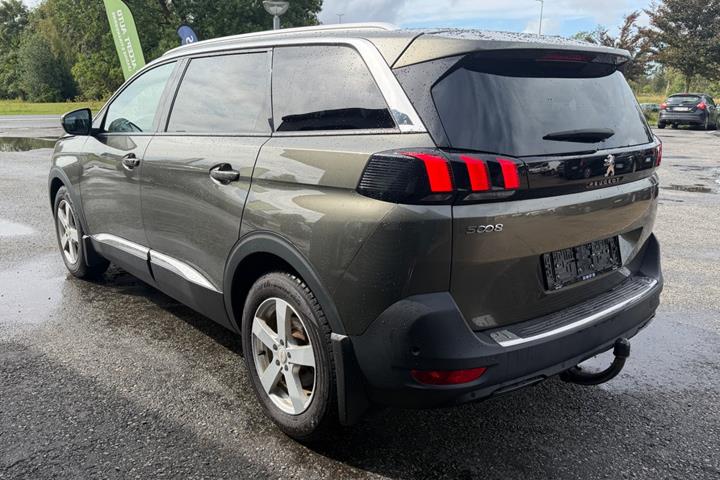 undefined Peugeot 5008 fra 2020