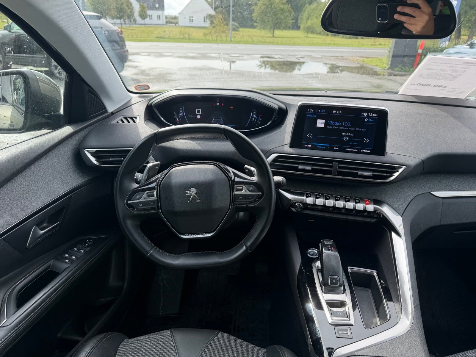undefined Peugeot 2008 fra 2021