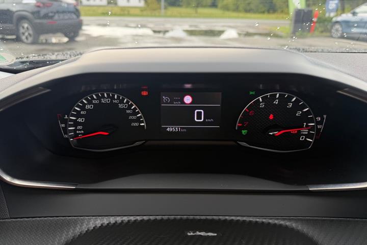 undefined Peugeot 2008 fra 2021