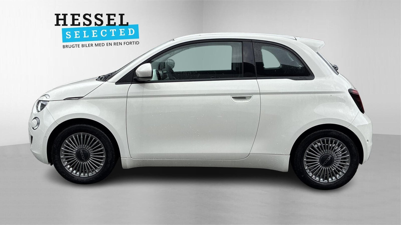 Hvid Fiat 500e fra 2024