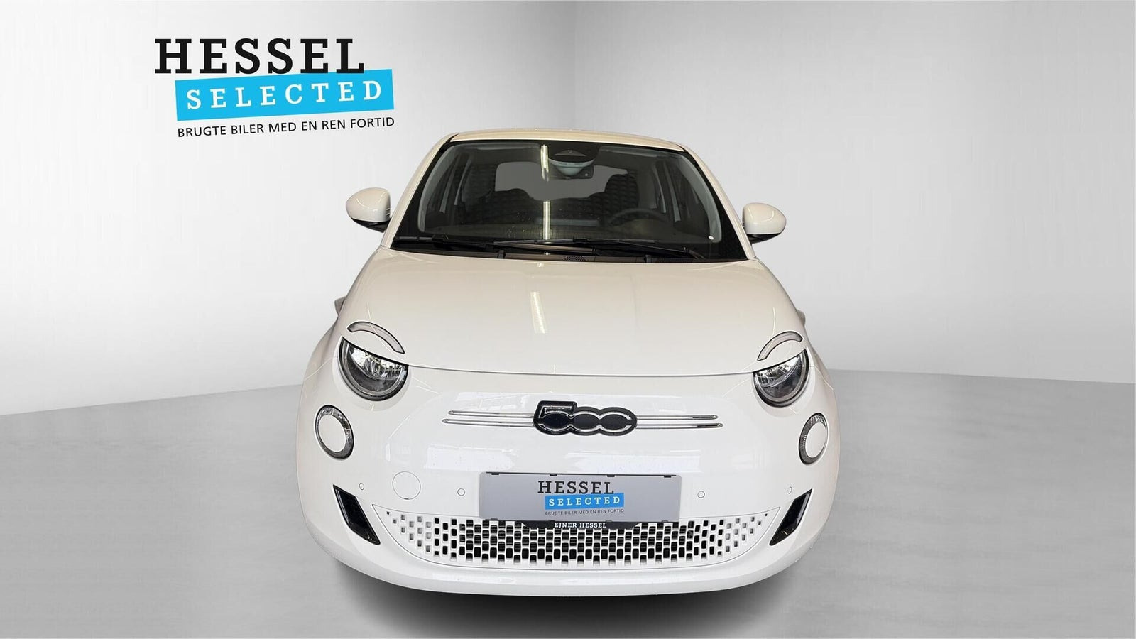 Hvid Fiat 500e fra 2024