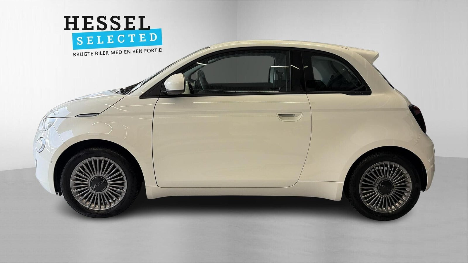 Hvid Fiat 500e fra 2024