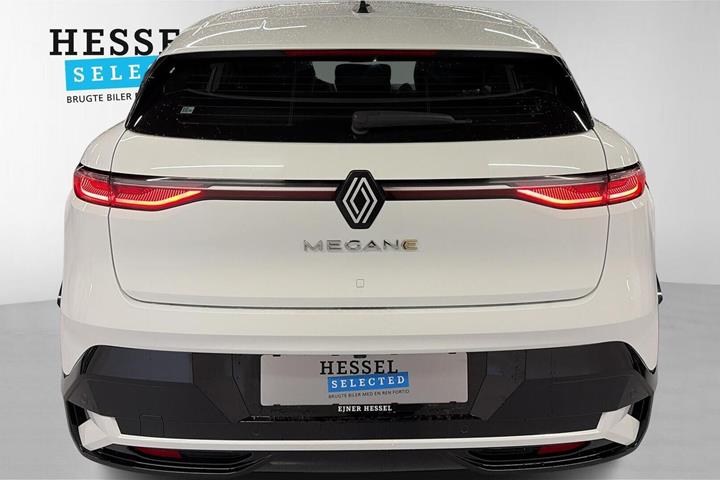 Hvid Renault Megane E-Tech fra 2023