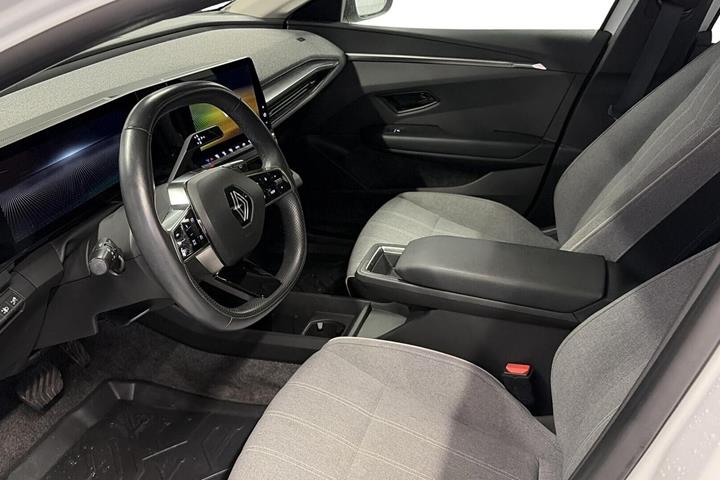 Hvid Renault Megane E-Tech fra 2023