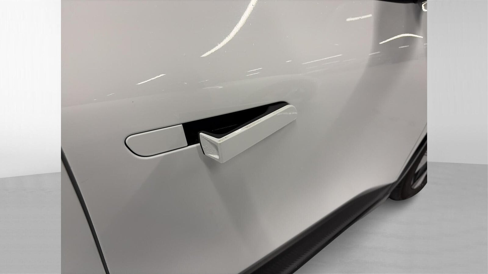 Hvid Renault Megane E-Tech fra 2023