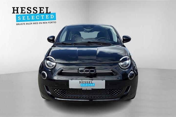 Sort Fiat 500e fra 2024