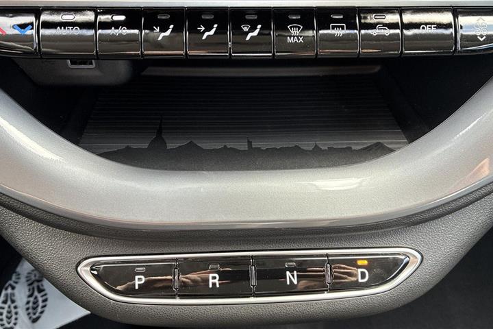 Sort Fiat 500e fra 2024