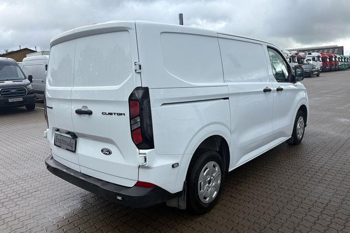 Hvid Ford Transit Custom 320 L1 fra 2025