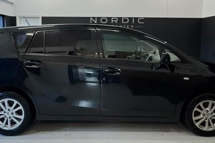 undefined Toyota Verso fra 2012