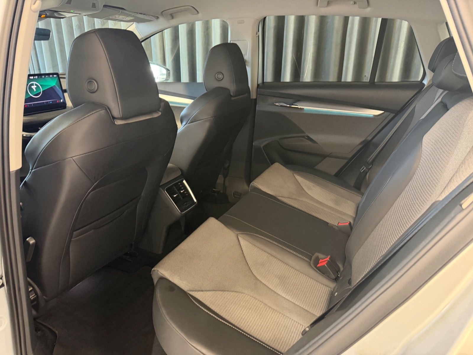 Sølv Skoda Enyaq fra 2021