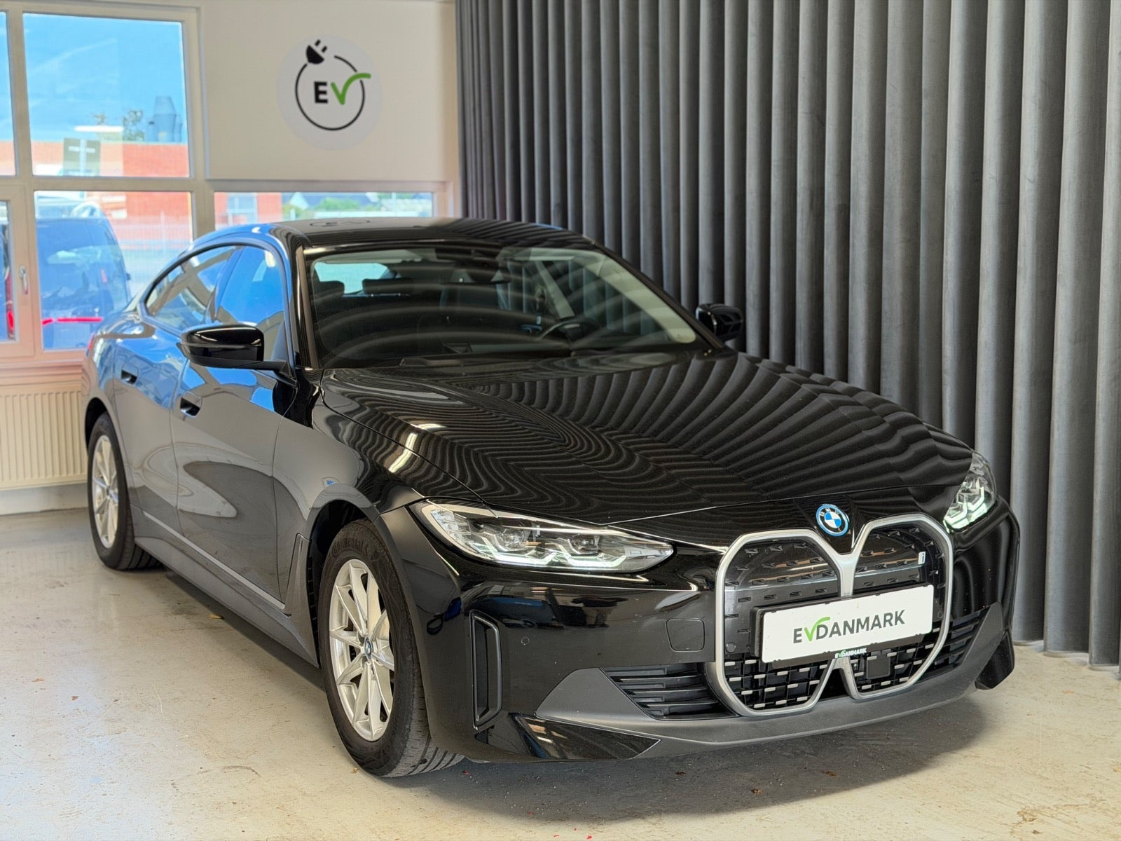 BMW i4 eDrive40