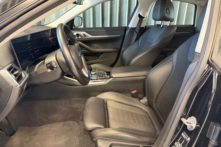 Sort BMW i4 fra 2022