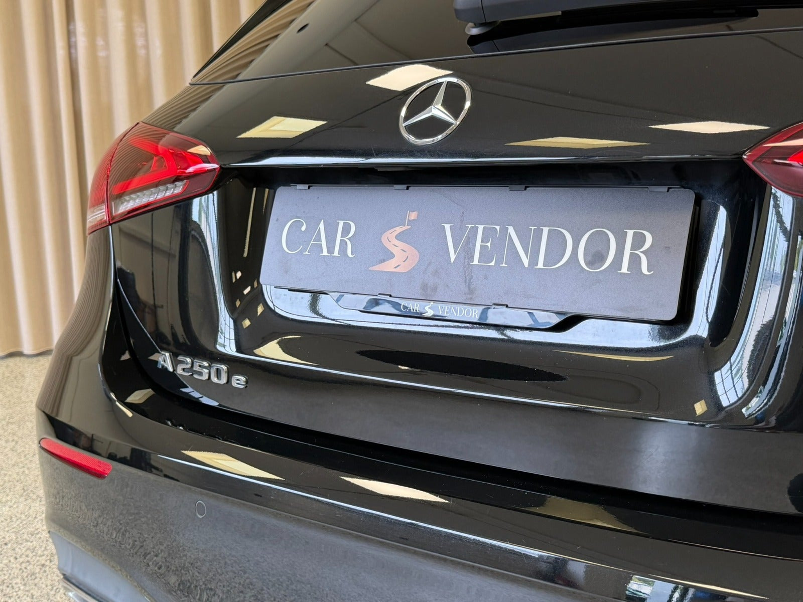 Sort Mercedes A250 e fra 2021