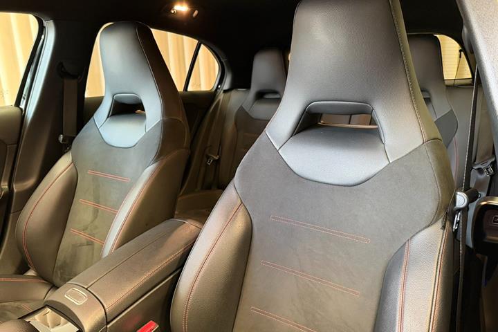 Sort Mercedes A250 e fra 2021