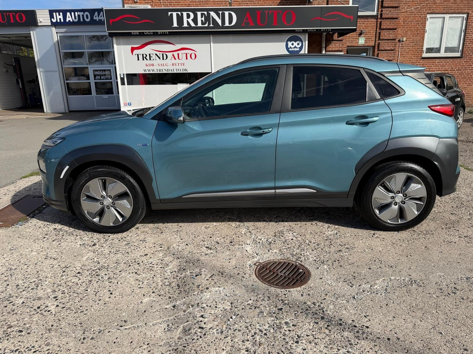 Blå Hyundai Kona fra 2020