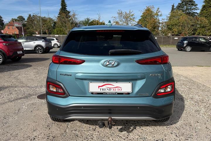 Blå Hyundai Kona fra 2020