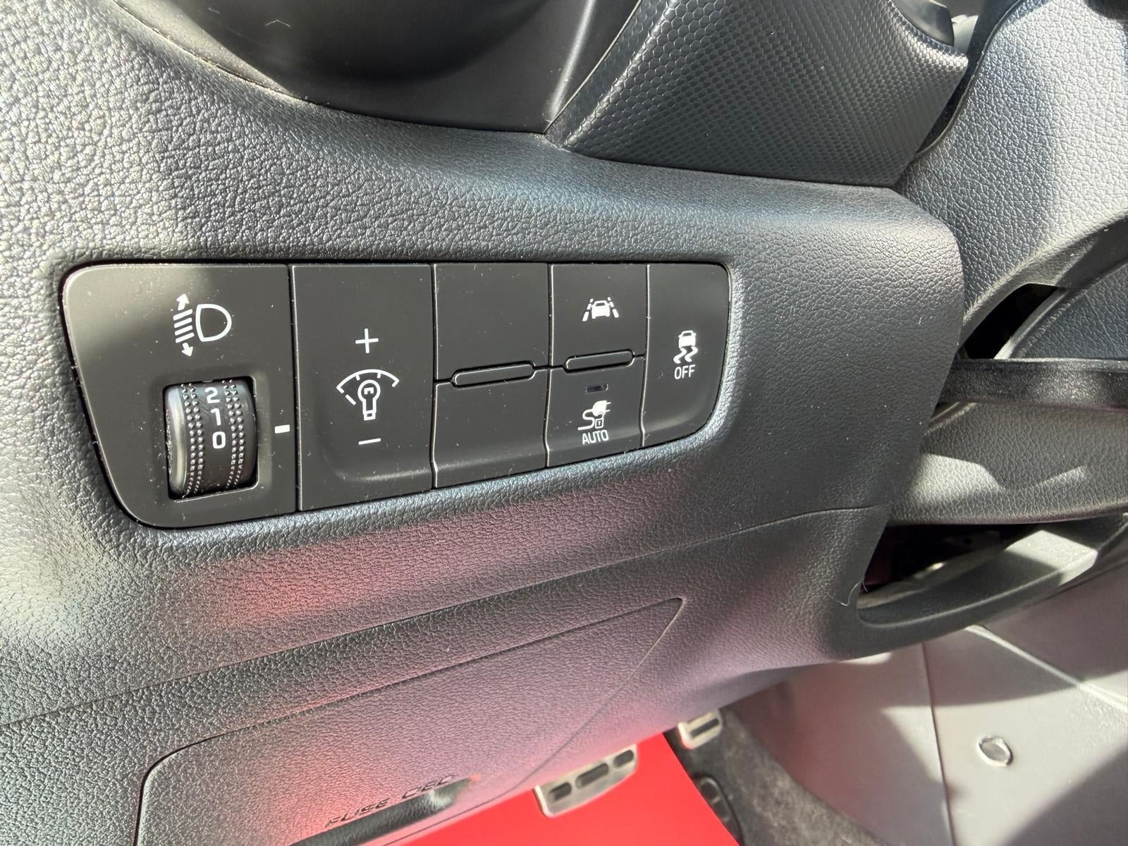 Blå Hyundai Kona fra 2020
