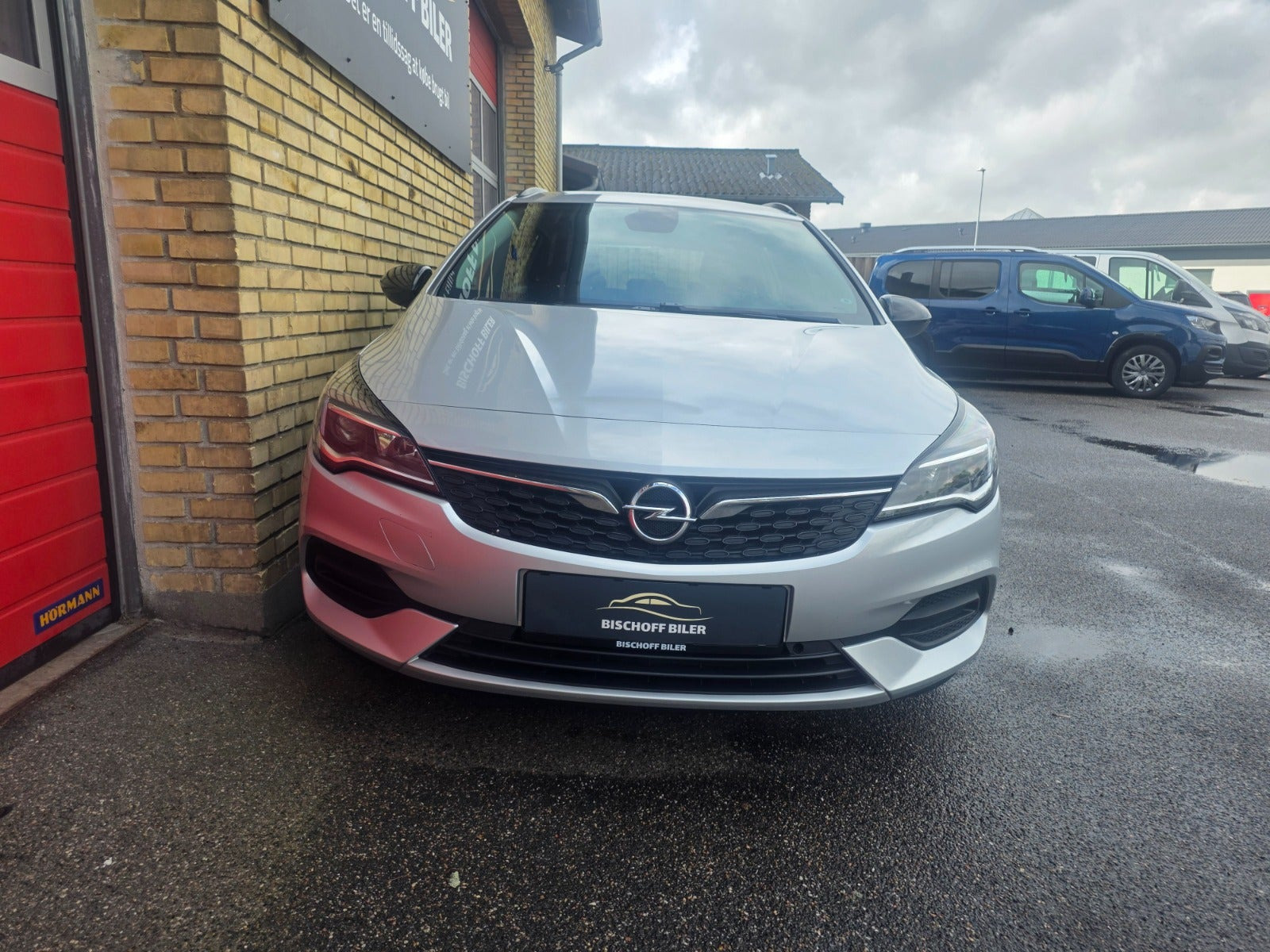 Sølv Opel Astra fra 2021