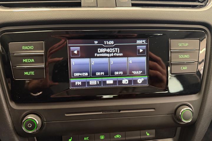 Sort Skoda Octavia fra 2017
