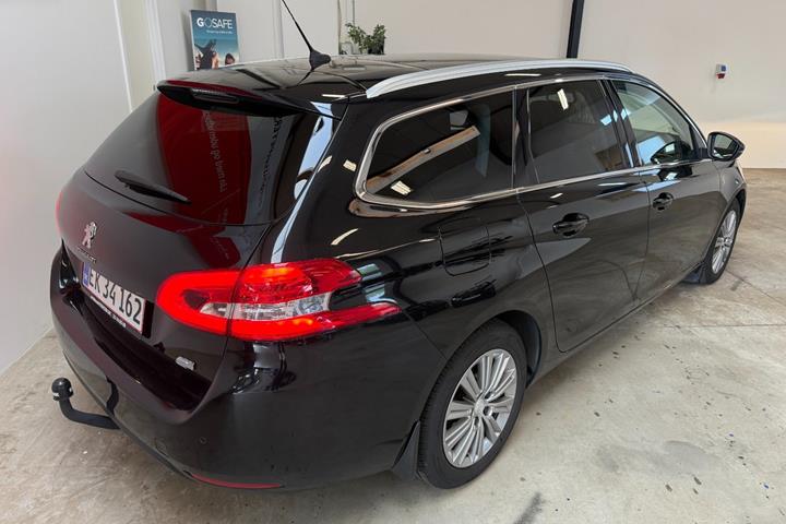 Sort Peugeot 308 fra 2019