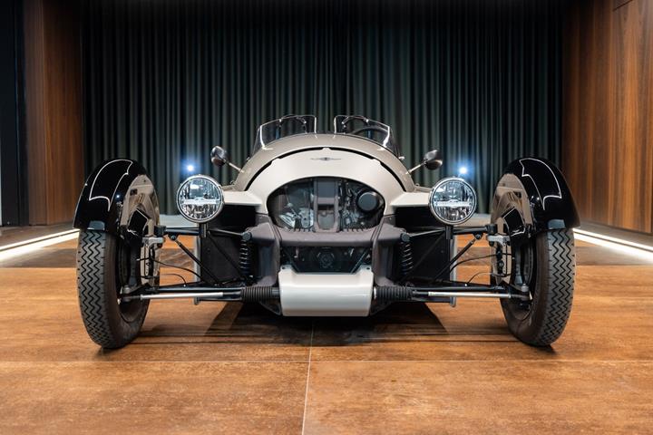 Sølv Morgan Super 3 fra 2023