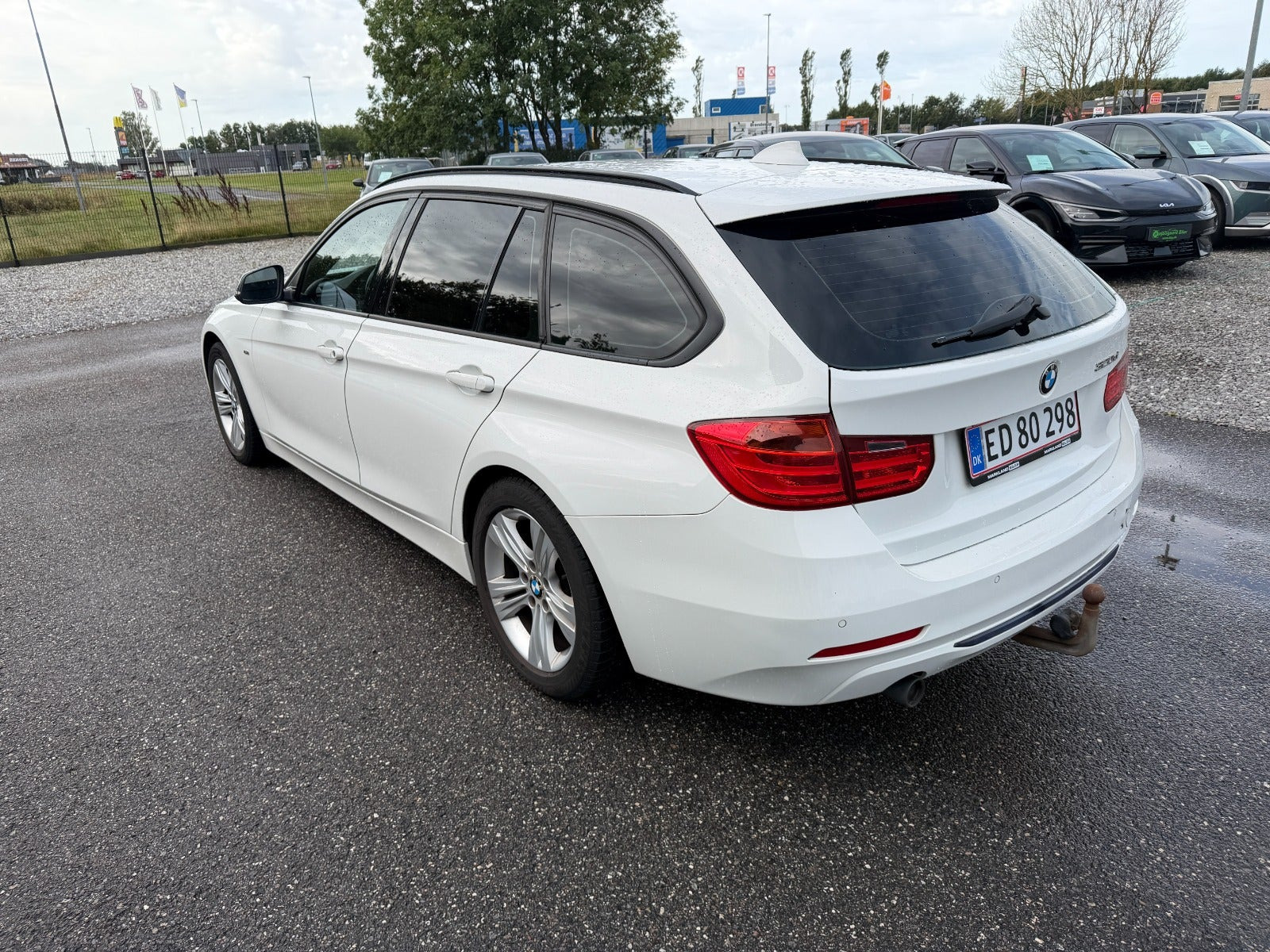 Hvid BMW 320d fra 2013