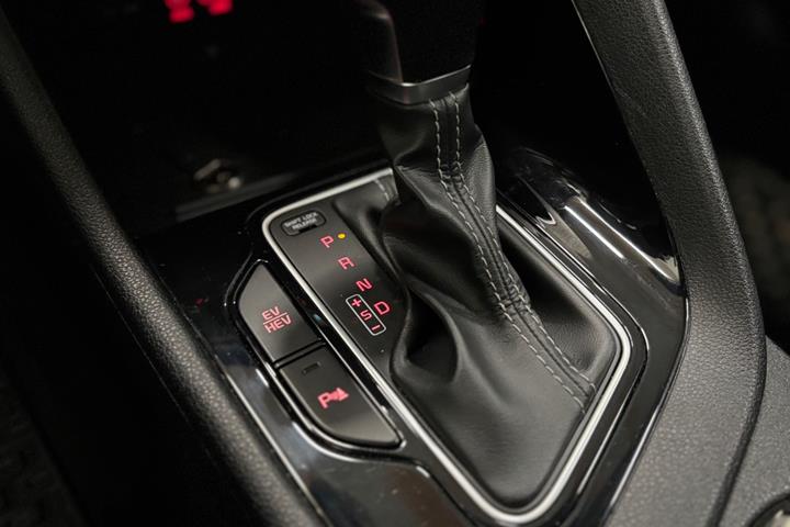 Sort Kia Niro fra 2019