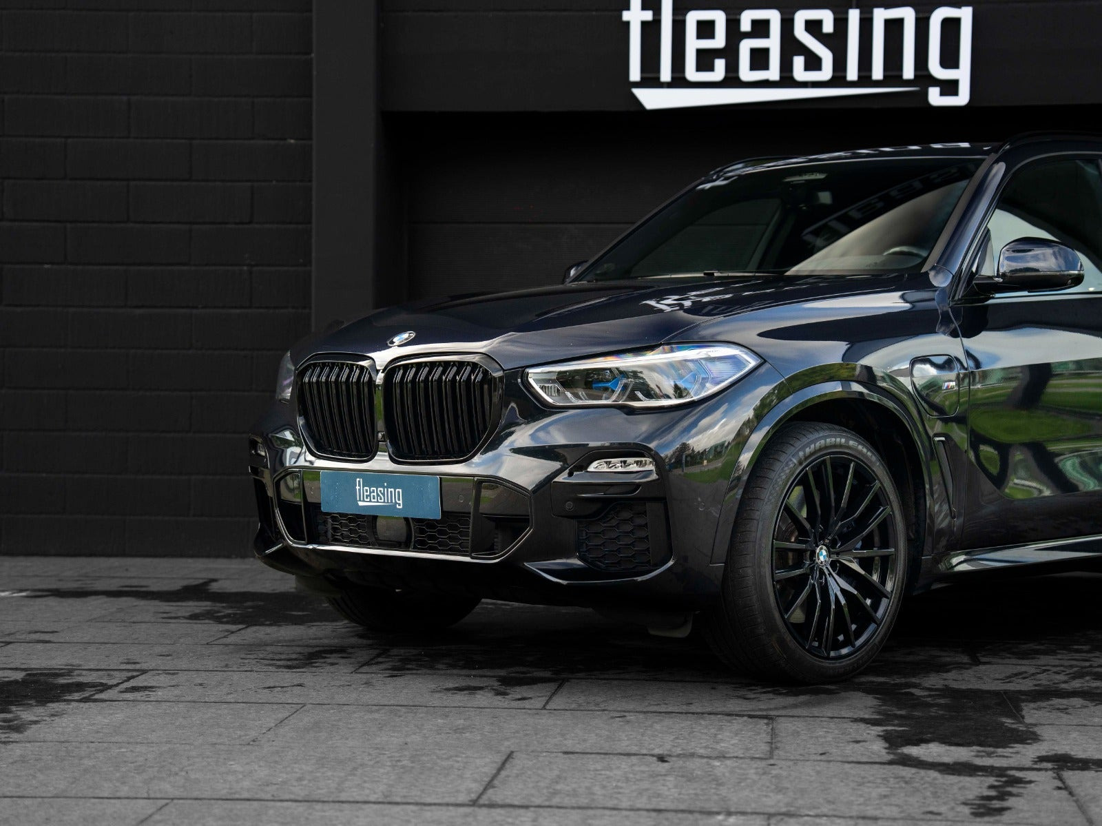 Sort BMW X5 fra 2020