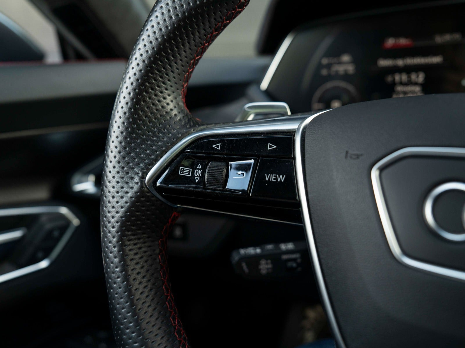 Grå Audi RS e-tron GT fra 2021