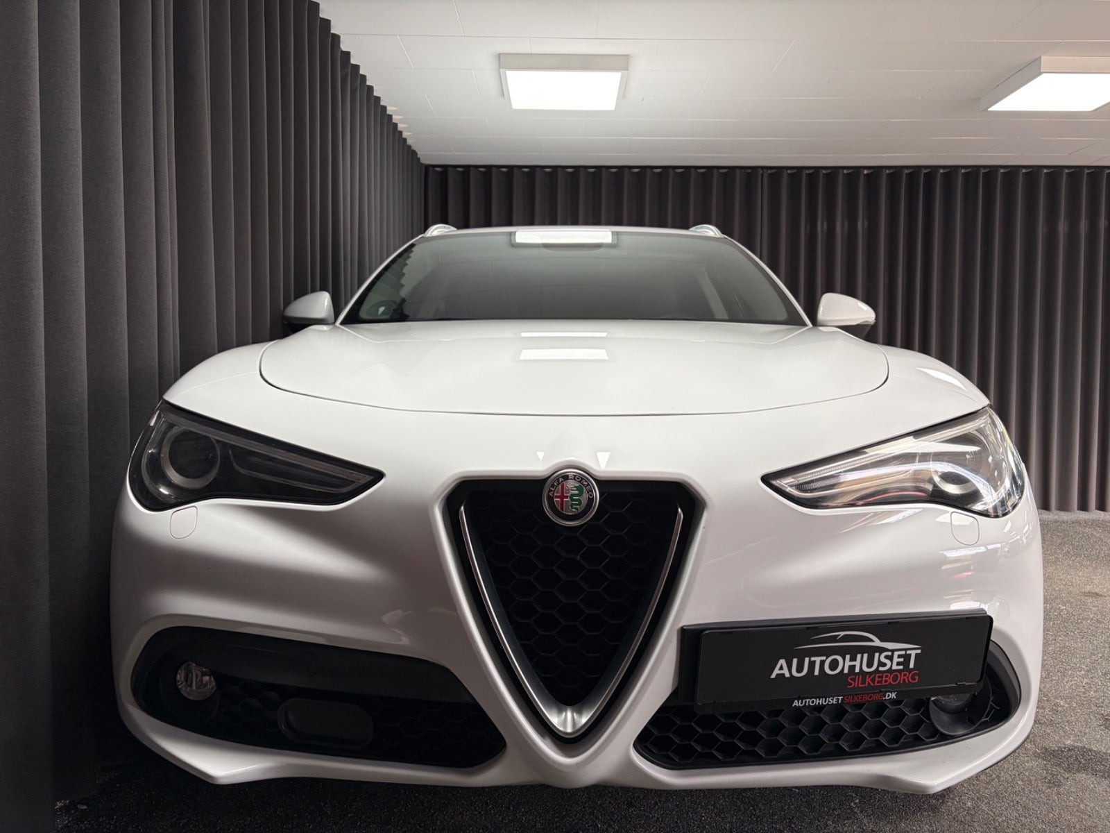 undefined Alfa Romeo Stelvio fra 2018