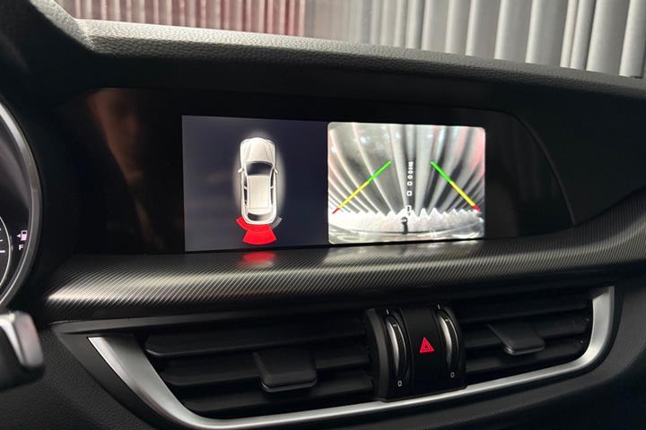 undefined Alfa Romeo Stelvio fra 2018
