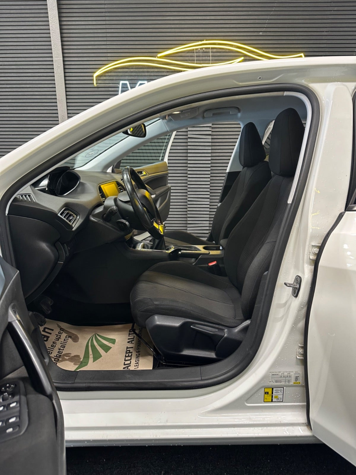 undefined Peugeot 308 fra 2014