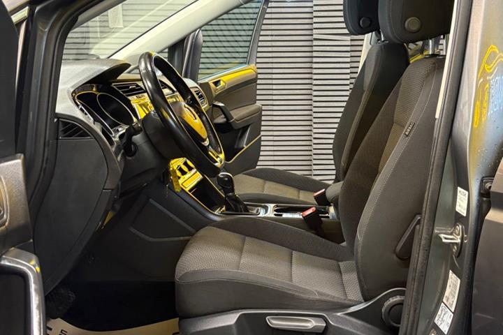 undefined VW Touran fra 2017
