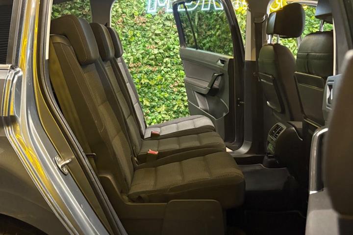 undefined VW Touran fra 2017