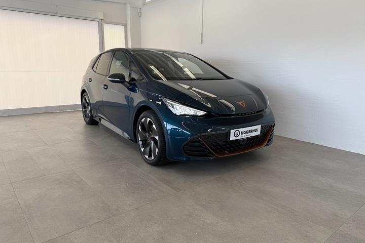 Blå Cupra Born fra 2024