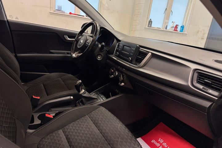Sort Kia Rio fra 2017