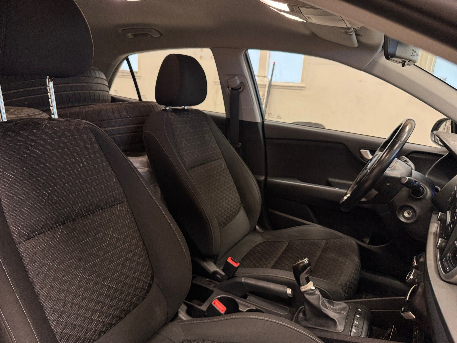 Sort Kia Rio fra 2017