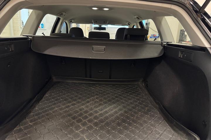 Sort VW Golf VII fra 2015