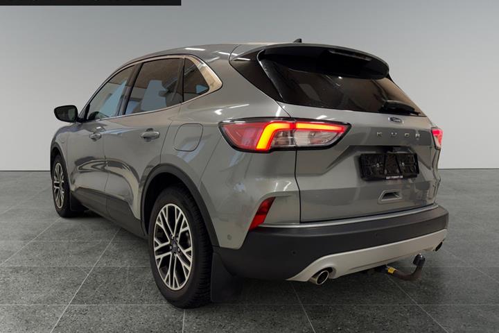 Grå Ford Kuga fra 2020