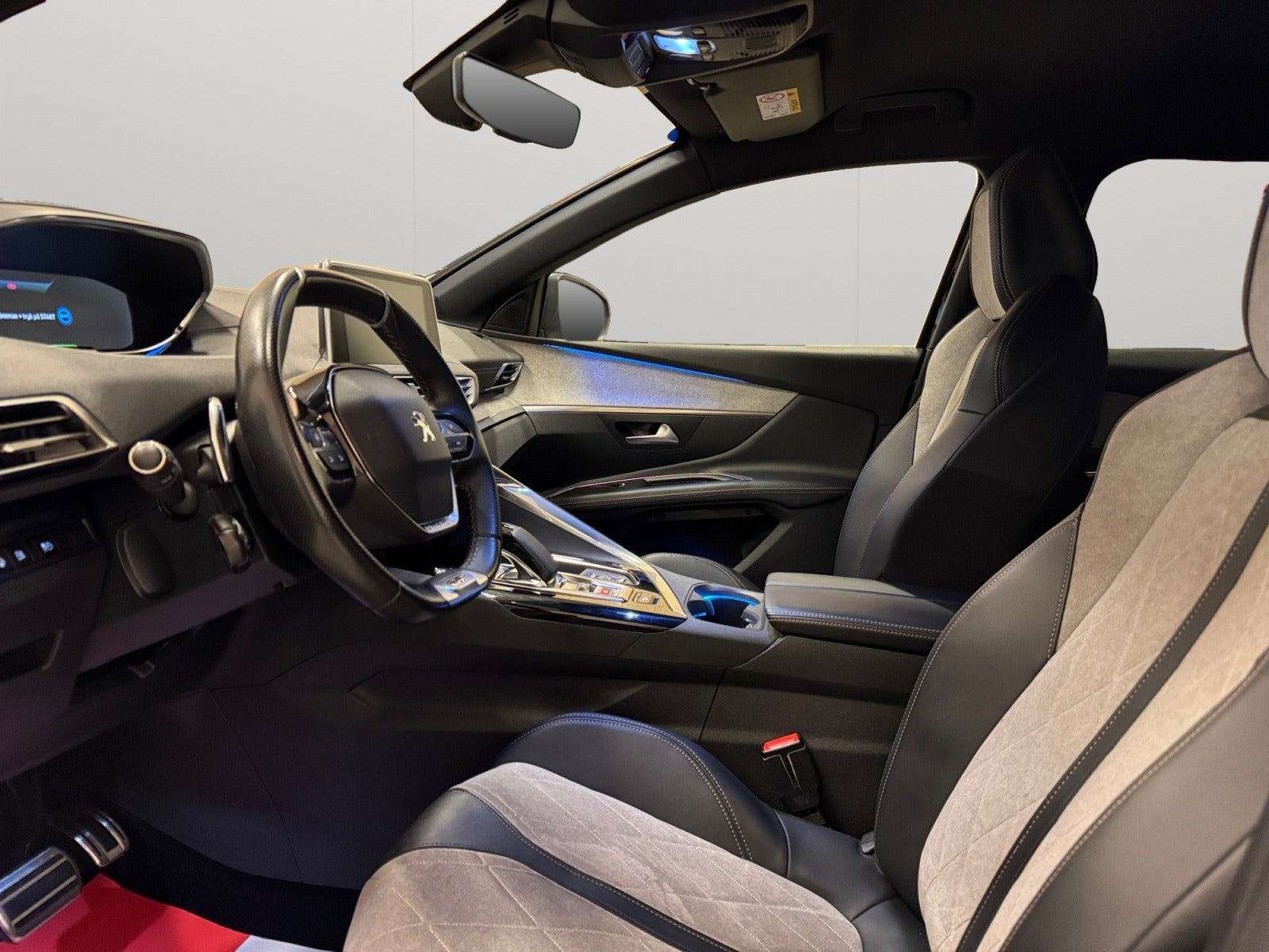 Sort Peugeot 3008 fra 2020