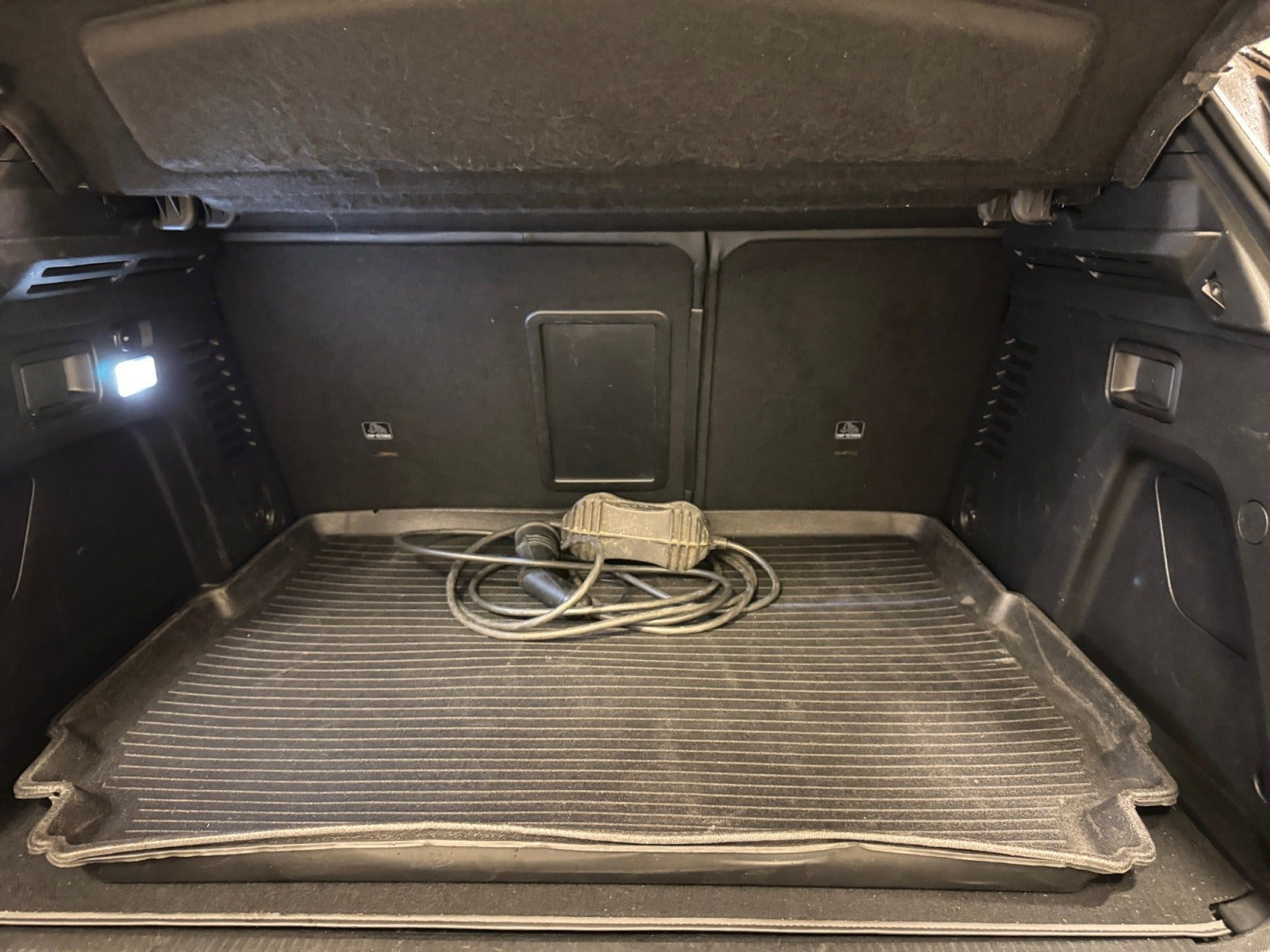 Sort Peugeot 3008 fra 2020
